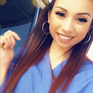 Meet your Posher, Rebeca eliana